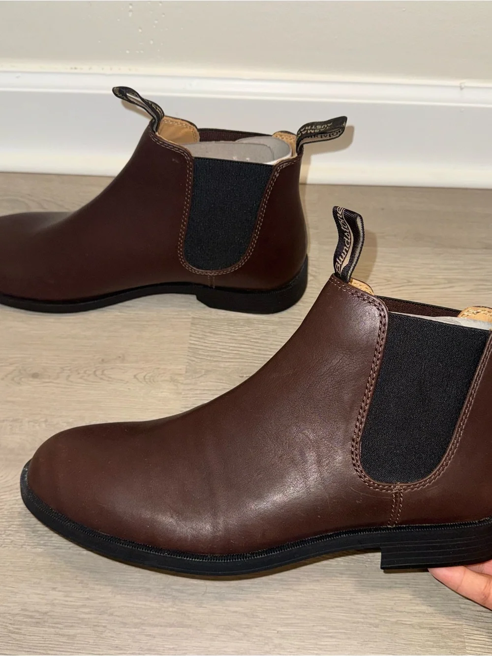 New Men’s US Size 10.5 Blundstone Brown Boots Style #1900